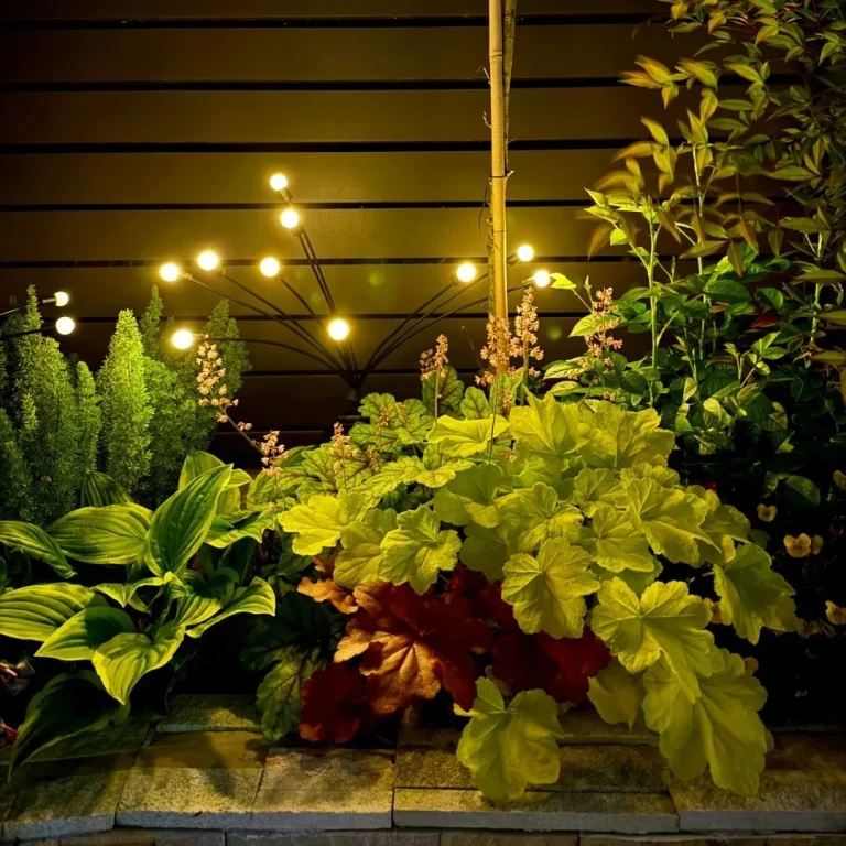 solar powered firefly light